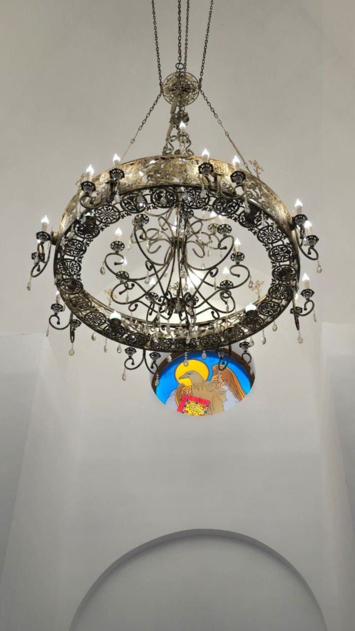 Галерея для новости 2 Как рождается свет для храма?